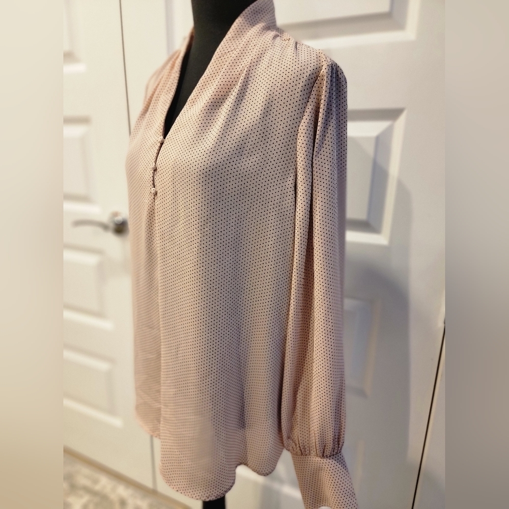ADRIANNA Papell blouse - Picture 2 of 6